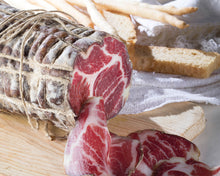 Carica l'immagine nel visualizzatore di Gallery, Coppa di Parma IGP | a metà 0,85 kg ca.