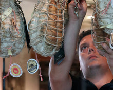 Carica l'immagine nel visualizzatore di Gallery, Culatello di Zibello DOP | a metà 1,7 kg ca.